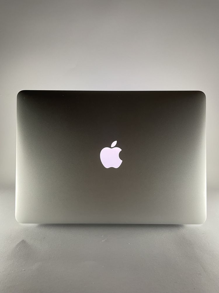 MacBook air 13, 2017р, 8/128gb, i5 1,8GHz, Як Новий!