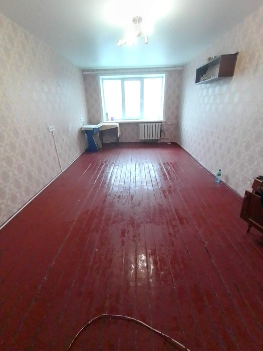 Кімната в гуртожитку (довготривала оренда)