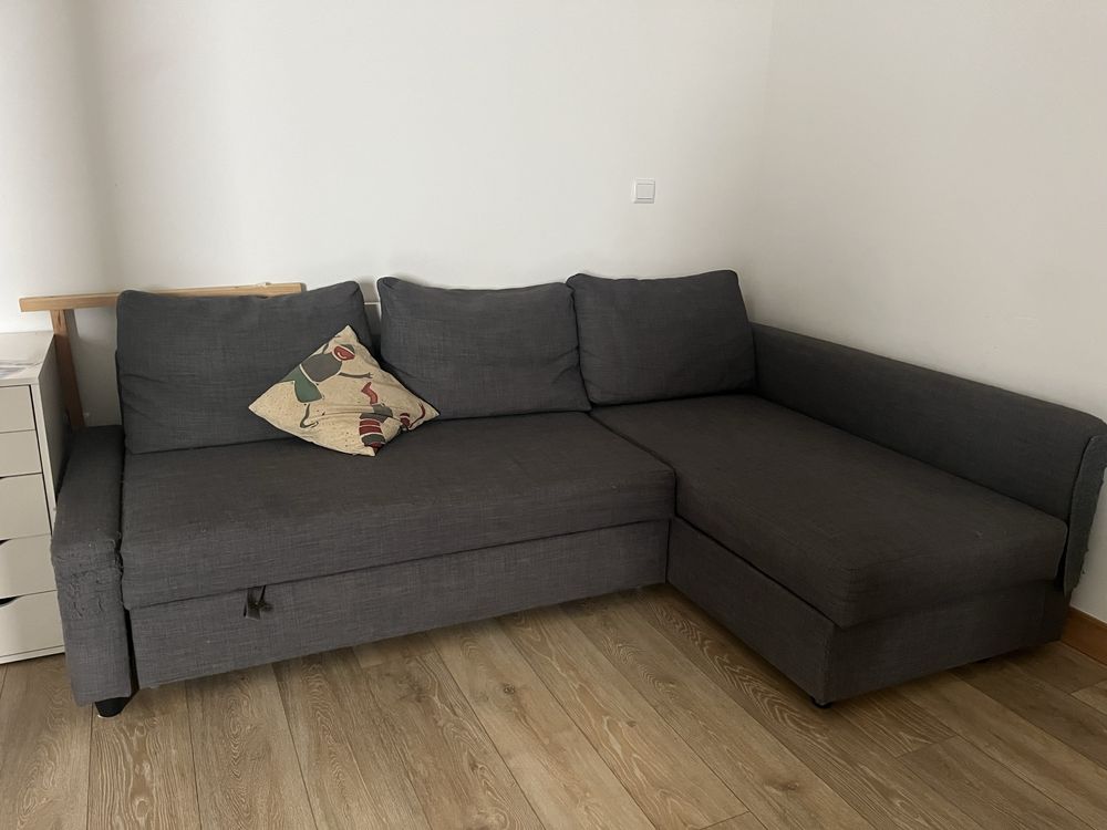 Sofa com chaise longue e sofa cama