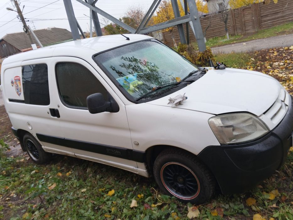Продам автомобиль Ситроен Берлинго
