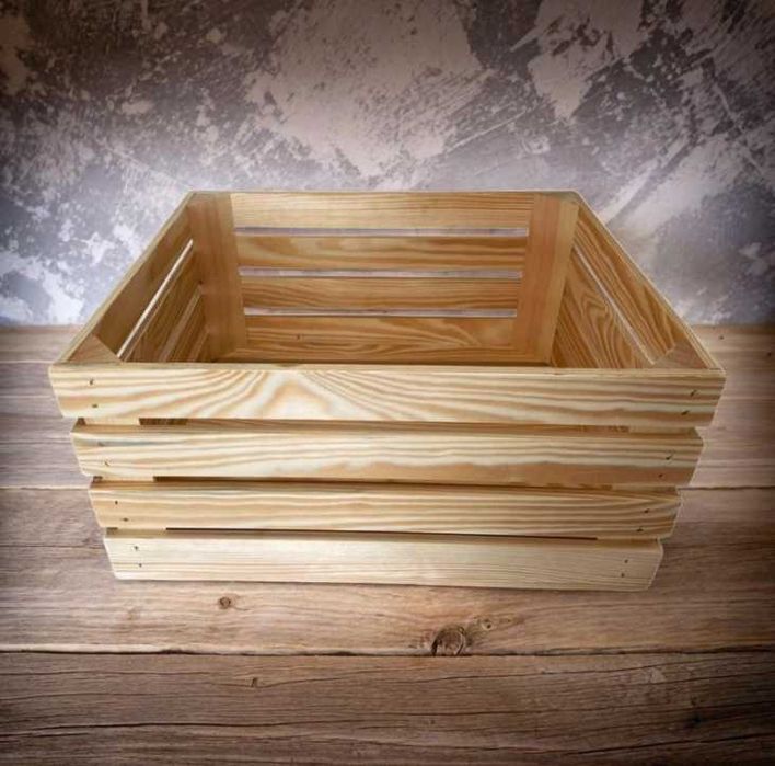 Drewniana skrzynka, idealna do domu, ogrodu i sklepu!