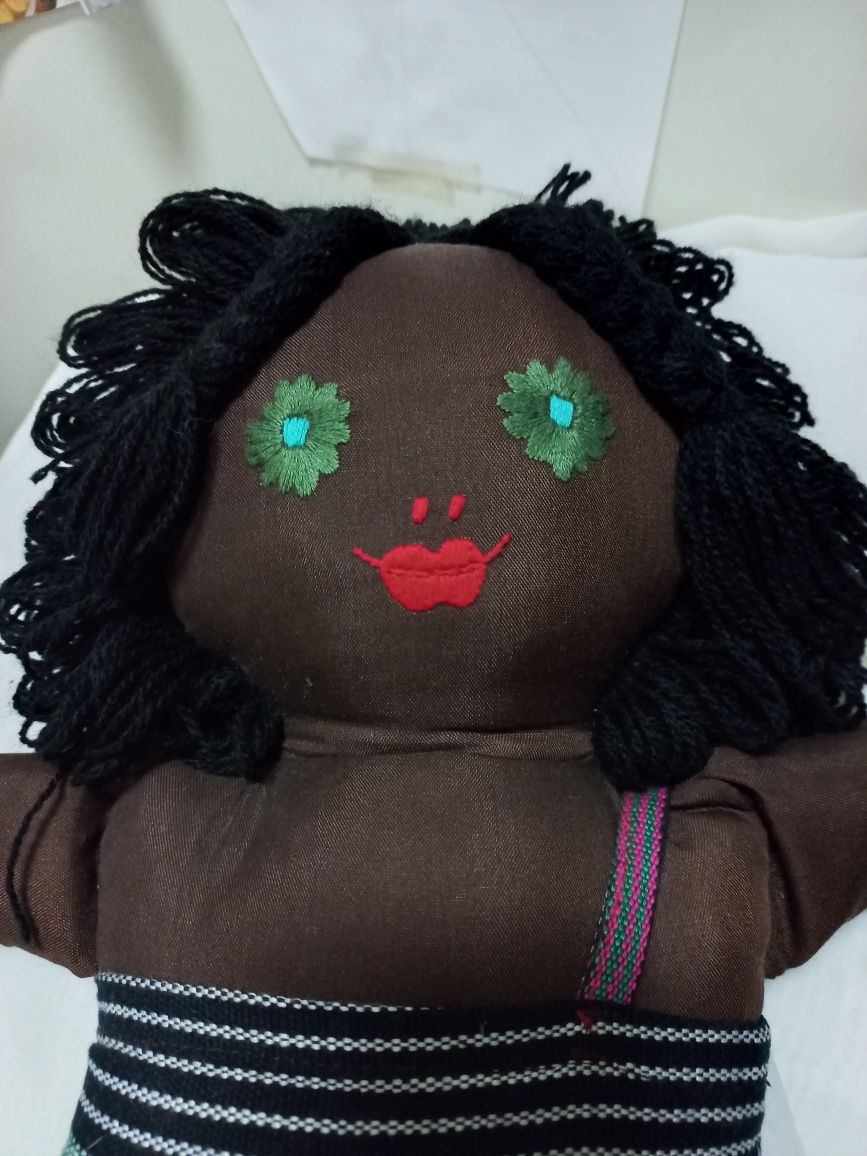 Boneca nova típica da ilha de Ataúro - Timor-Leste