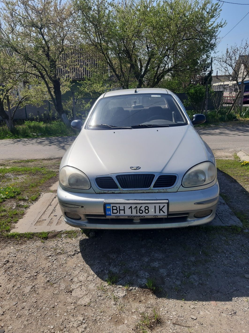 Автомобиль Daewoo Sence