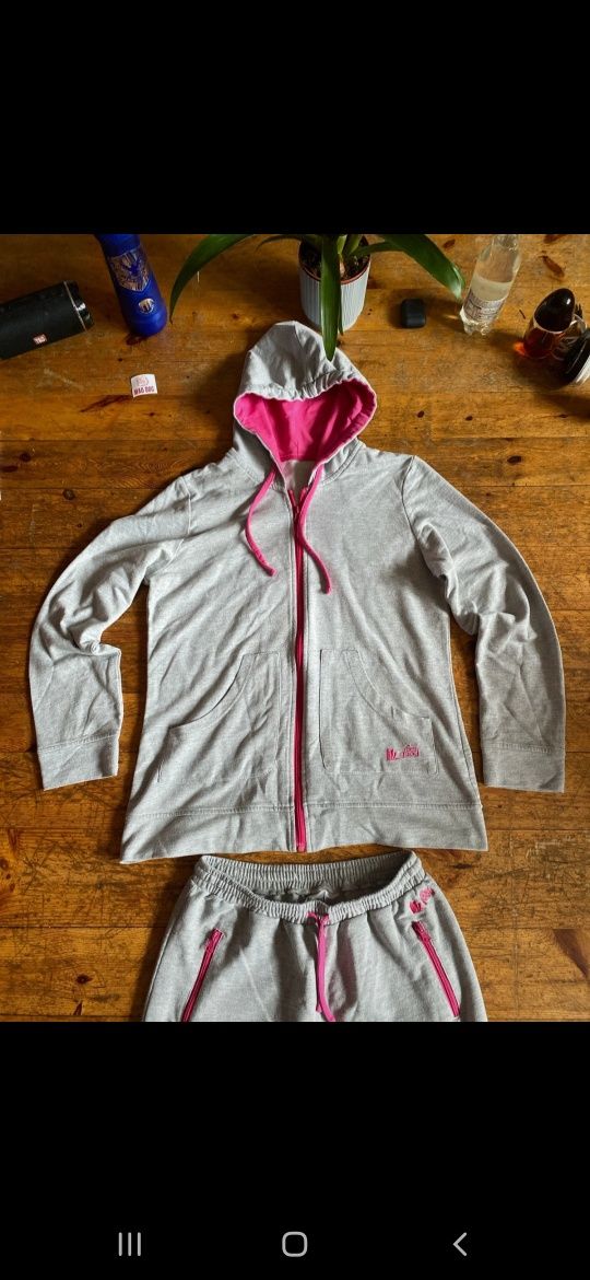 Dres Sportowy Damski