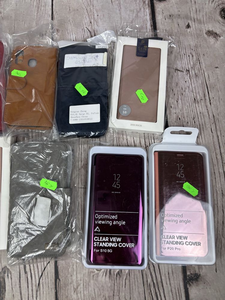 Pokrowce do telefonow etui 18 sztuk roznych
