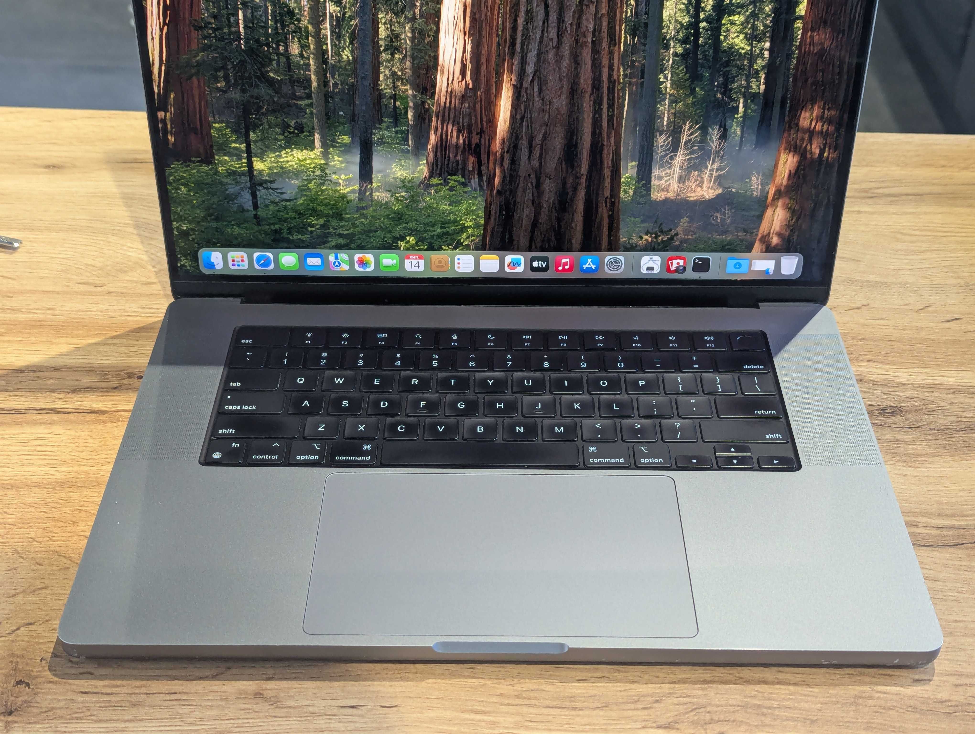 Macbook pro 16 20121 m1 pro 32/1tb 10/16gpu