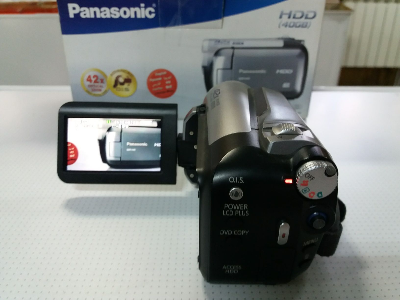Продам Panasonic SDR-H40.