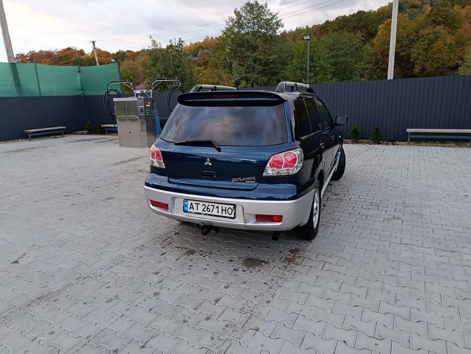 Mitsubishi outlander
