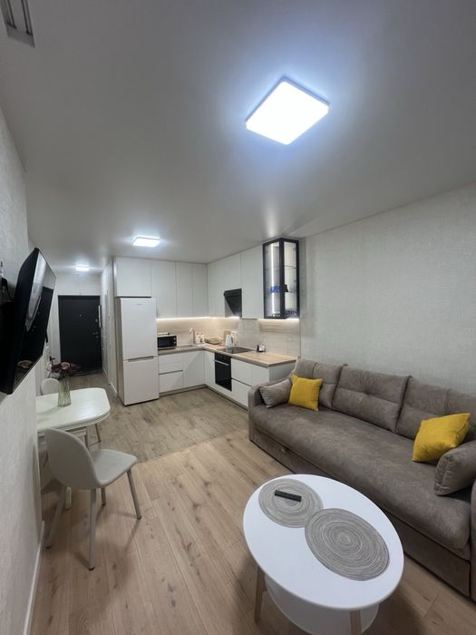 Оренда євро двушки  ЖК Крона парк