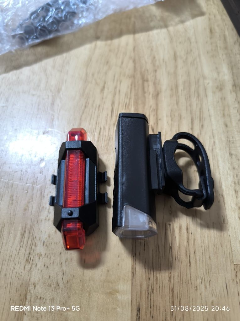 Vendo conjunto de luzes  com carregador