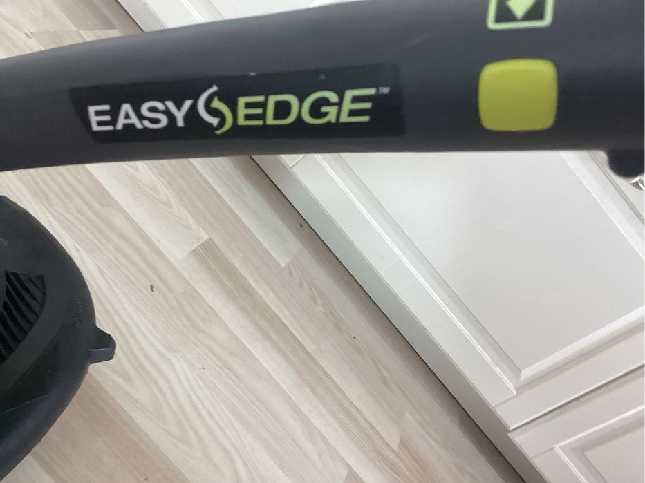 Podkaszarka do trawy ROBI