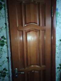 Межкомнатная деревянная дверь