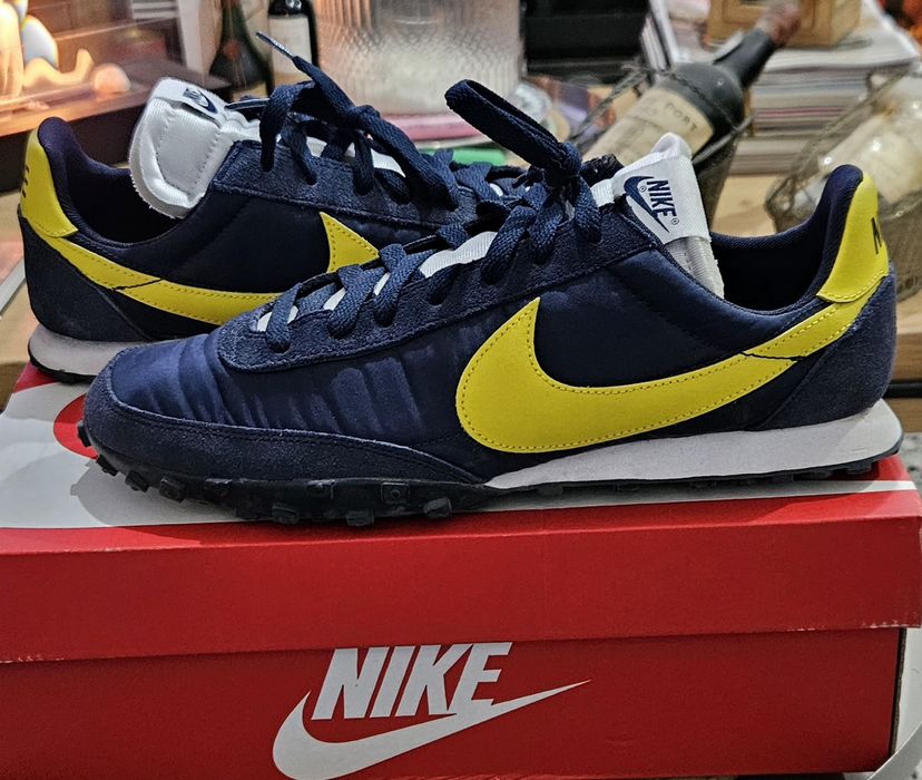 Ténis usados Nike Waffle Elite Racer tamanho 43.