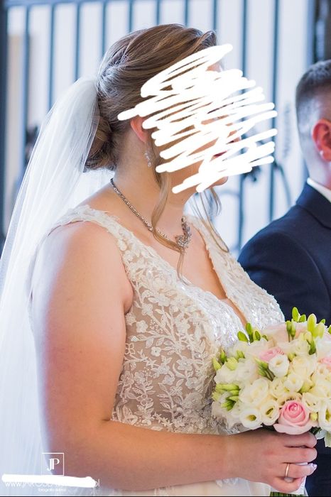 Suknia ślubna koronka tiul