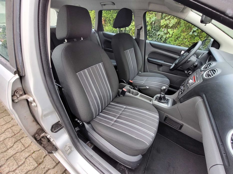 Ford Focus 1.6 Benzyna 100 KM Opłacony Klima Parktronik Z Niemiec