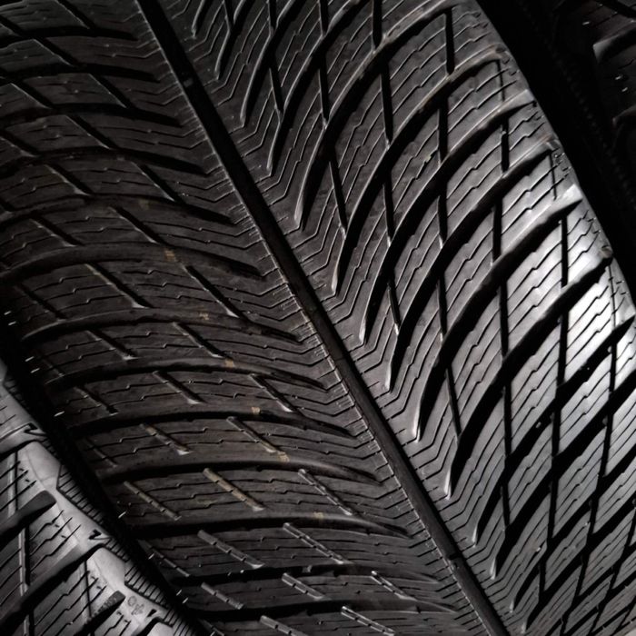 275/40/18+245/45/18 R18 Michelin Pilot Alpin 5 4шт зима