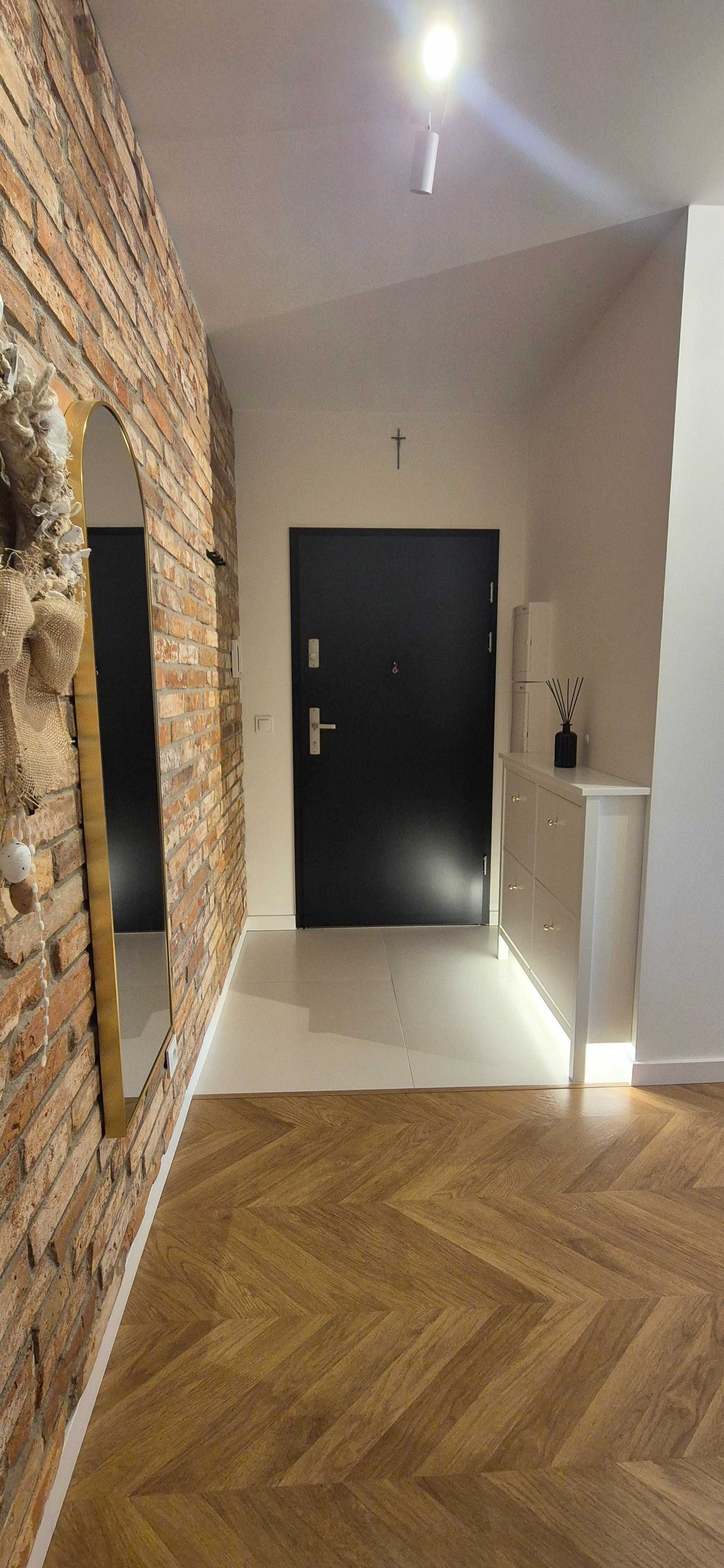 Sprzedam przestronne mieszkanie 51 m2 dwa pokoje Kraków