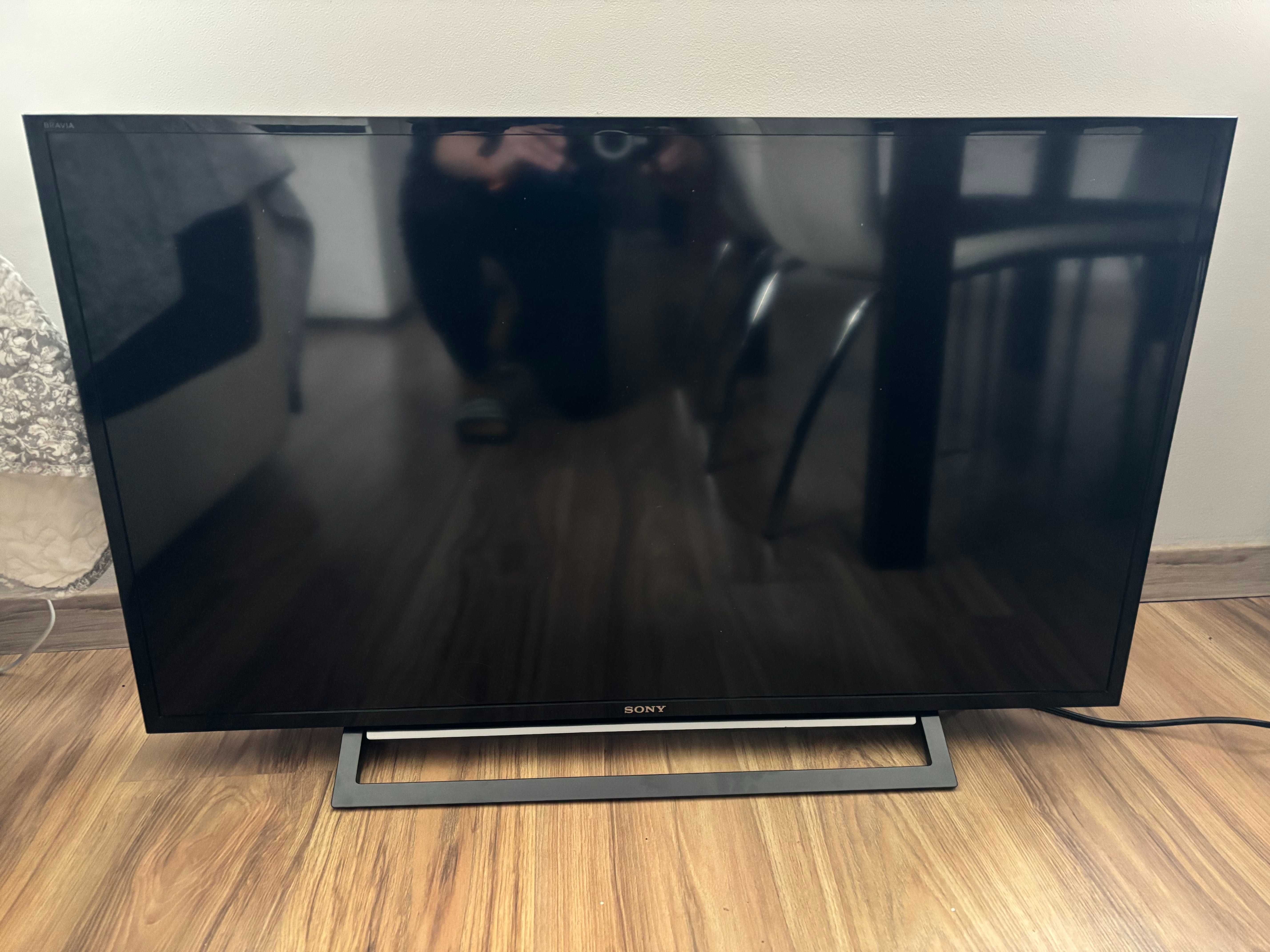 Telewizor Sony Bravia Model KDL-40R450B