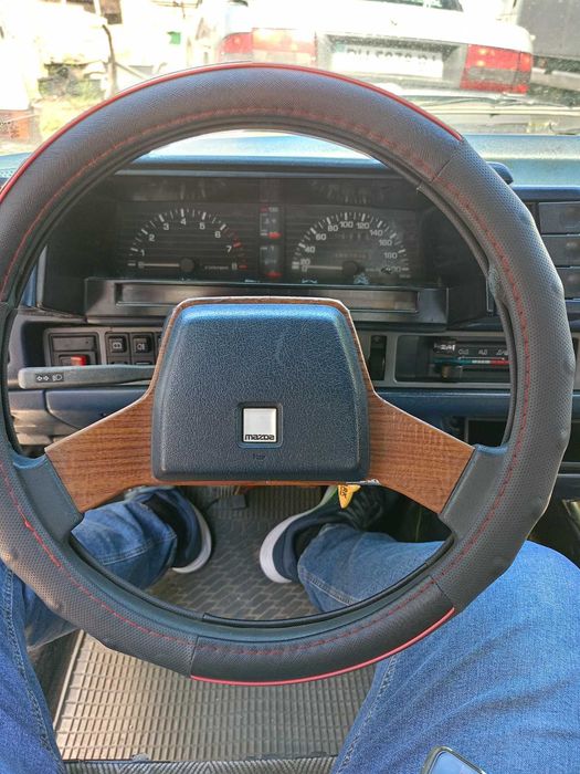 Мазда 626 1.6 хетчбэк GC