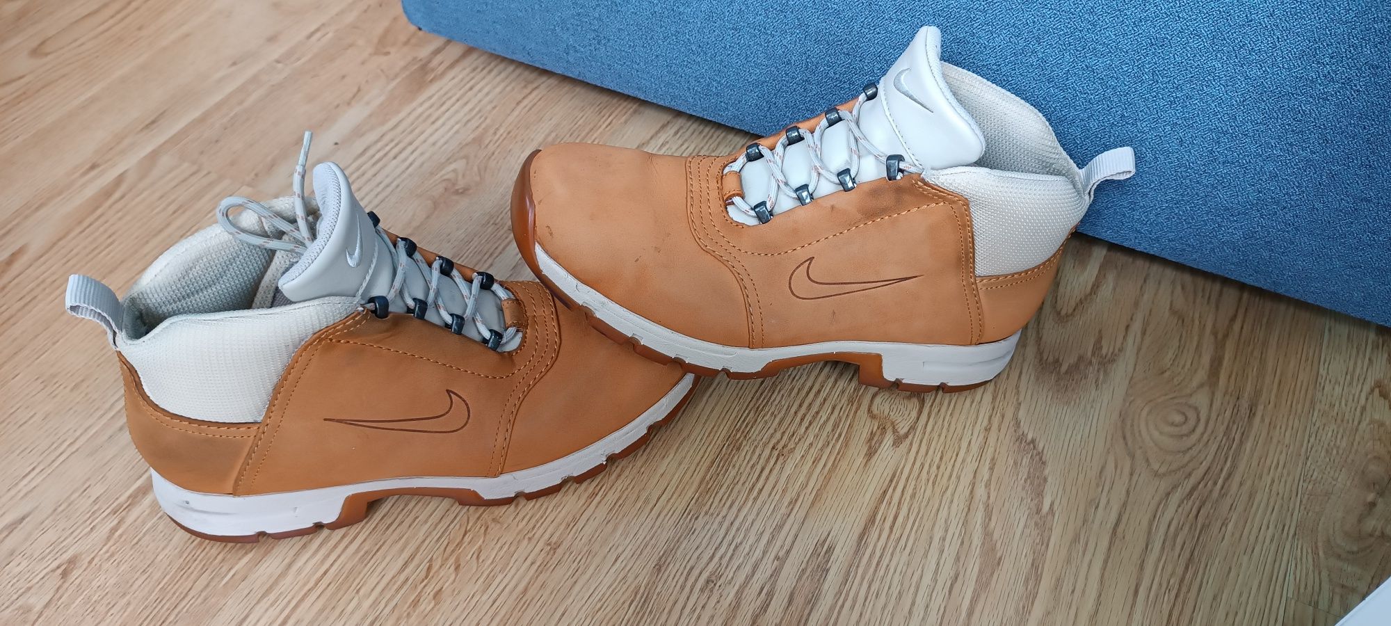 Buty męskie sneakersy 44.5cm Nike Manoa Leather