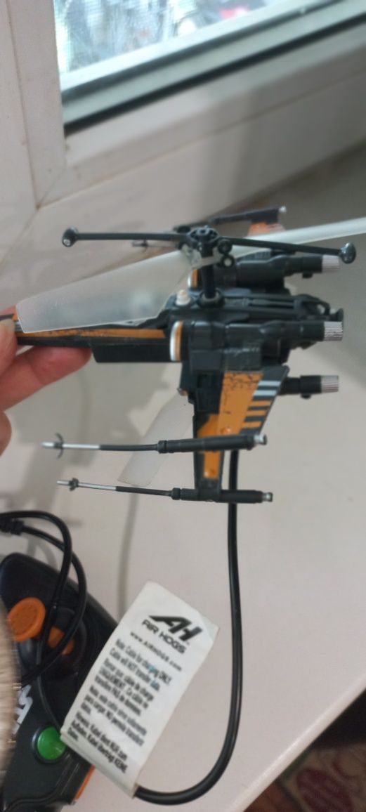 Продам грушки на радиоуправлении
Air Hogs звездные воины усиленный ист