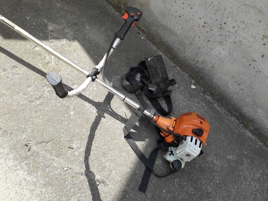 Kosiarka spalinowa BC520B