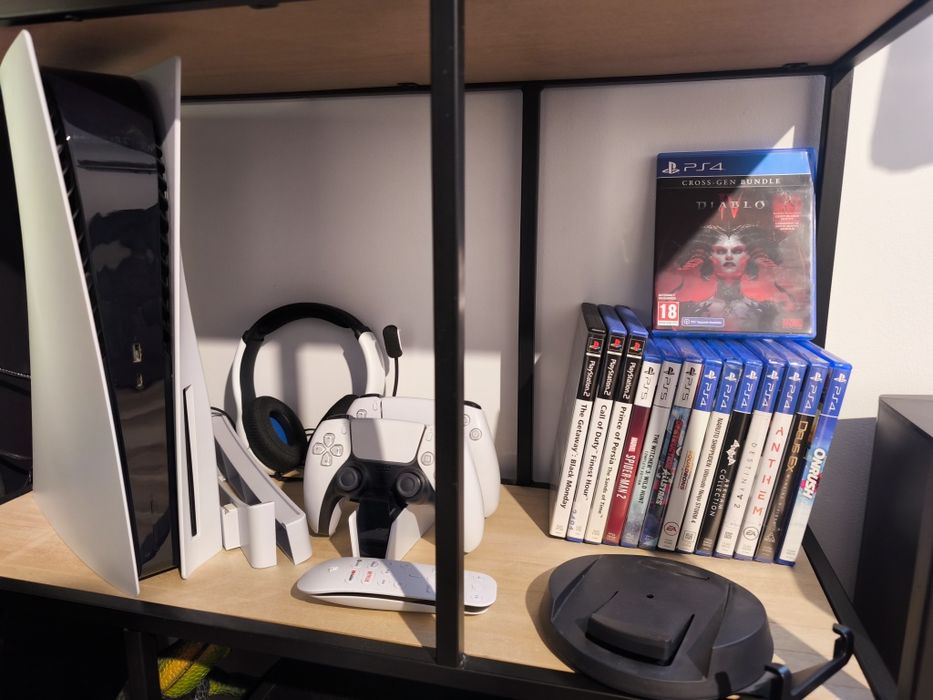 PlayStation 5 z napędem! MEGA ZESTAW, super stan. Pady, gry i inne!!