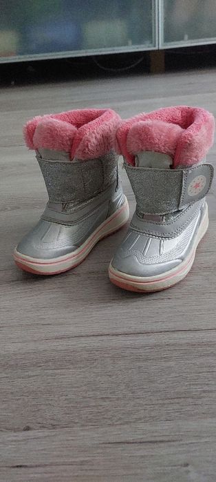Buty zimowe dla dziewczynki 24
