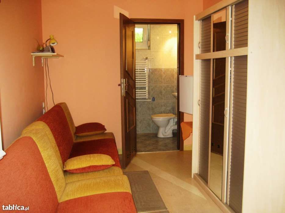 Pokoje gościnne nocleg wynajem kwatery Poznań hostel
