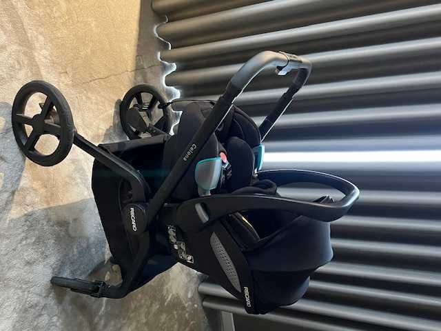 Cadeira de passeio, cadeira auto, 2 bases isofix, marca Recaro