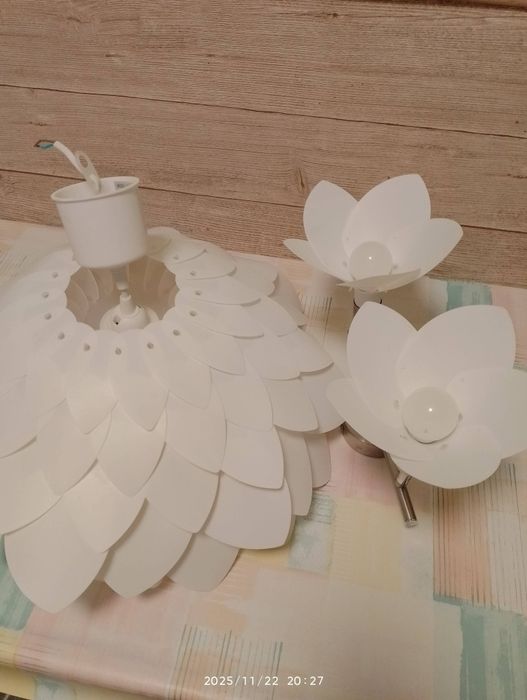 sprzedam lampę wiszącą w zestawie z kinkietem