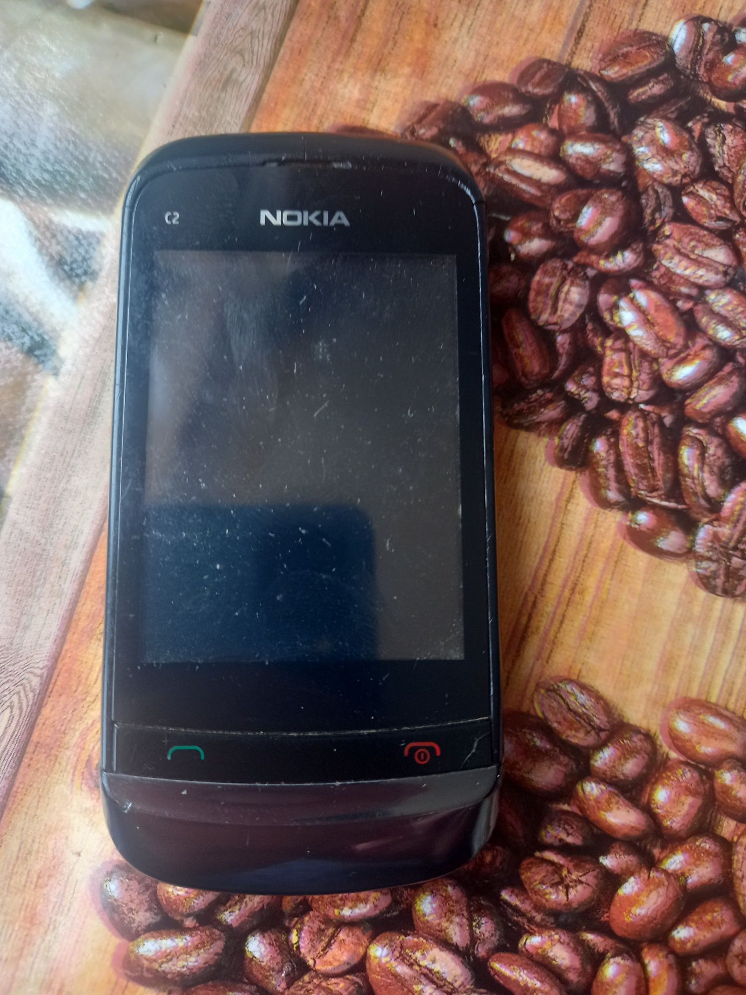 Мобильный телефон NOKIA c2
