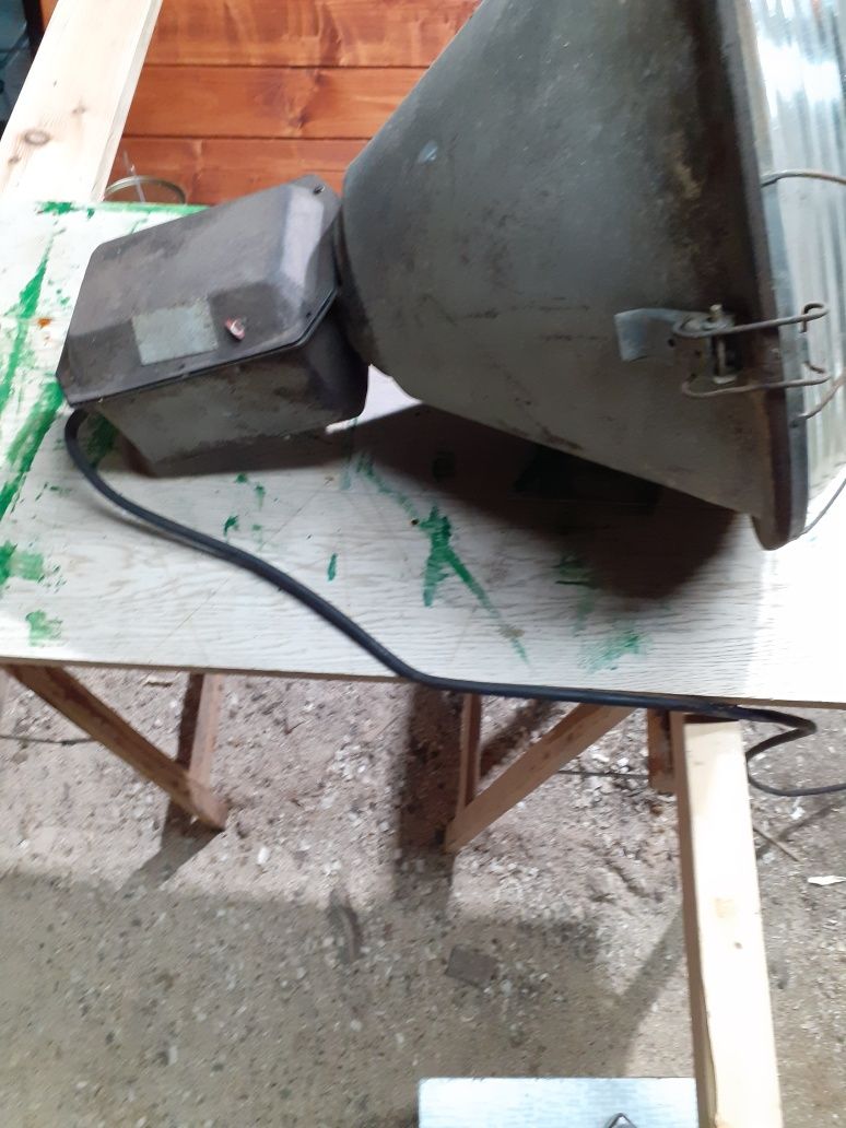 Lampa warsztatowa prl