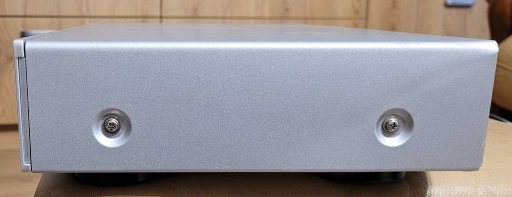 Yamaha CD-S300 uszkodzony odtwarzacz cd usb