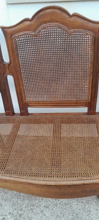 Canapé com palhinha.