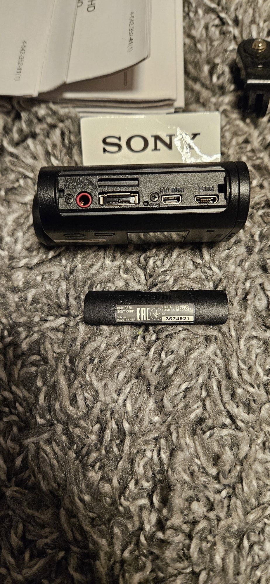 Kamera sportowa Sony Action Cam HDR-AS20 Dwie baterie ZESTAW