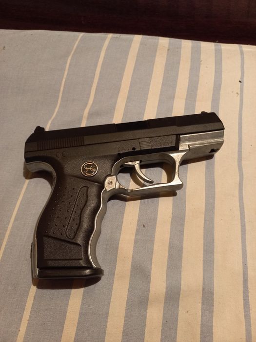 Детский пистолет , игрушка