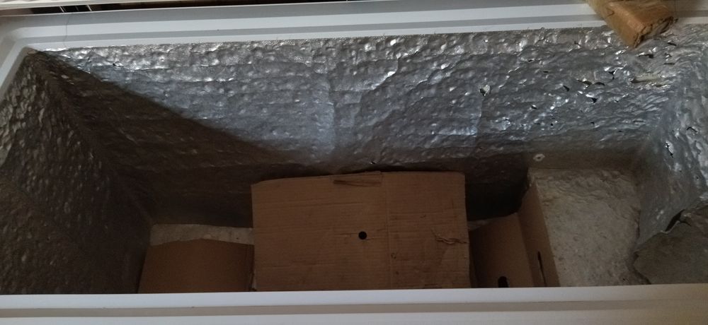 Морозильна камера...