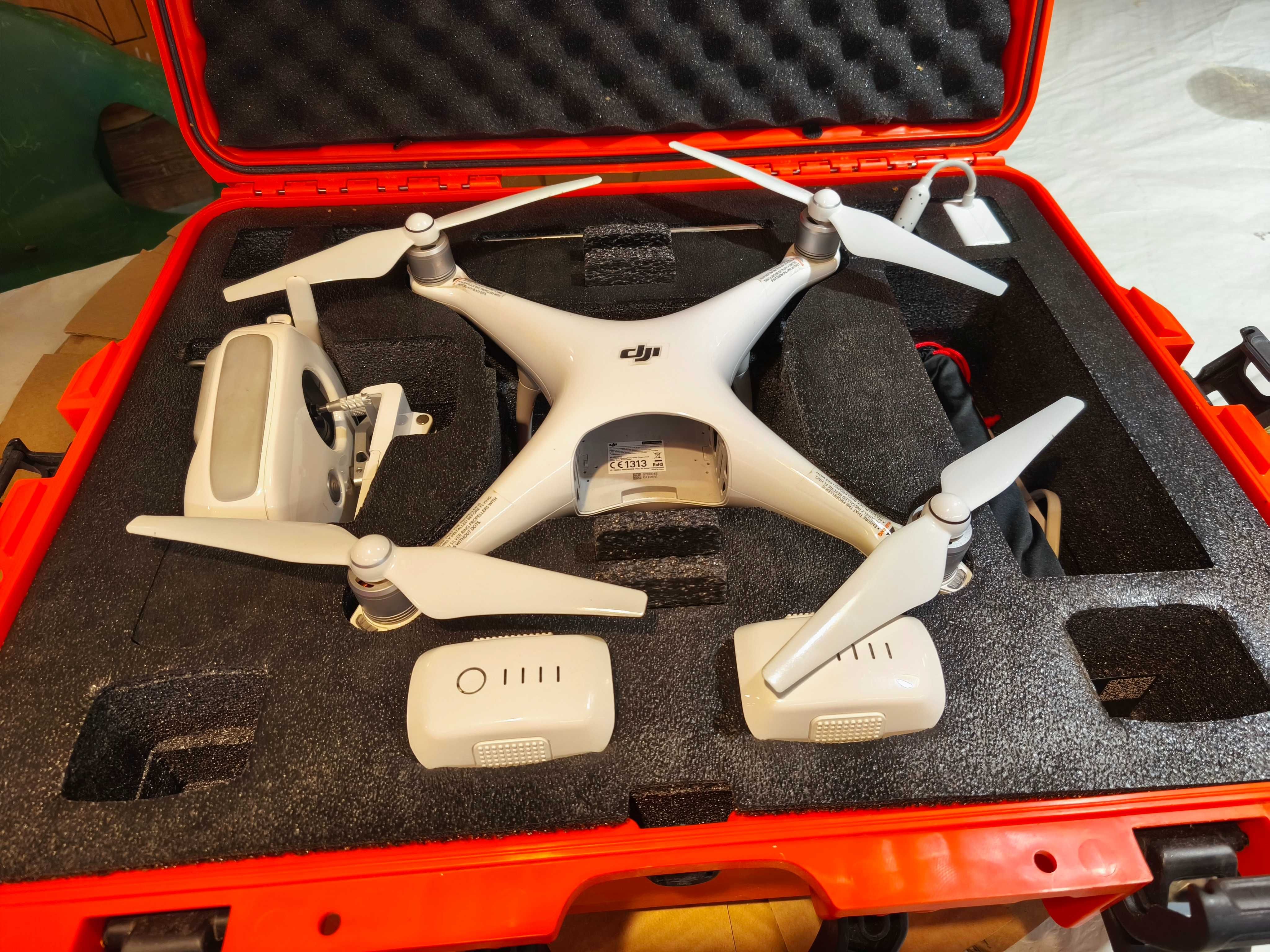 Drone DJI Phantom 4 + iPad