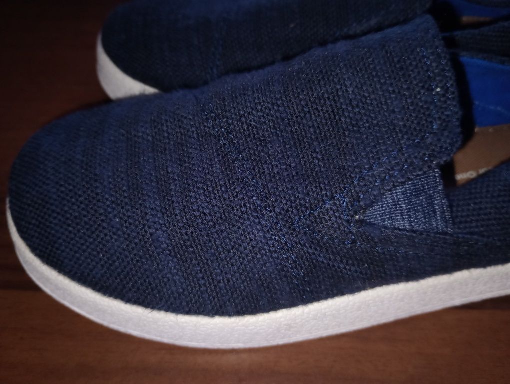 Nowe tenisówki wsuwane espadryle Toms r. 34