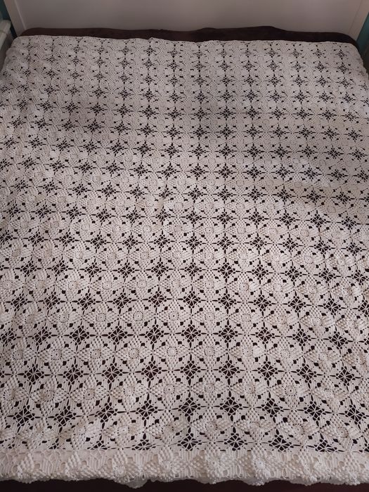 Colcha crochet feita à mão