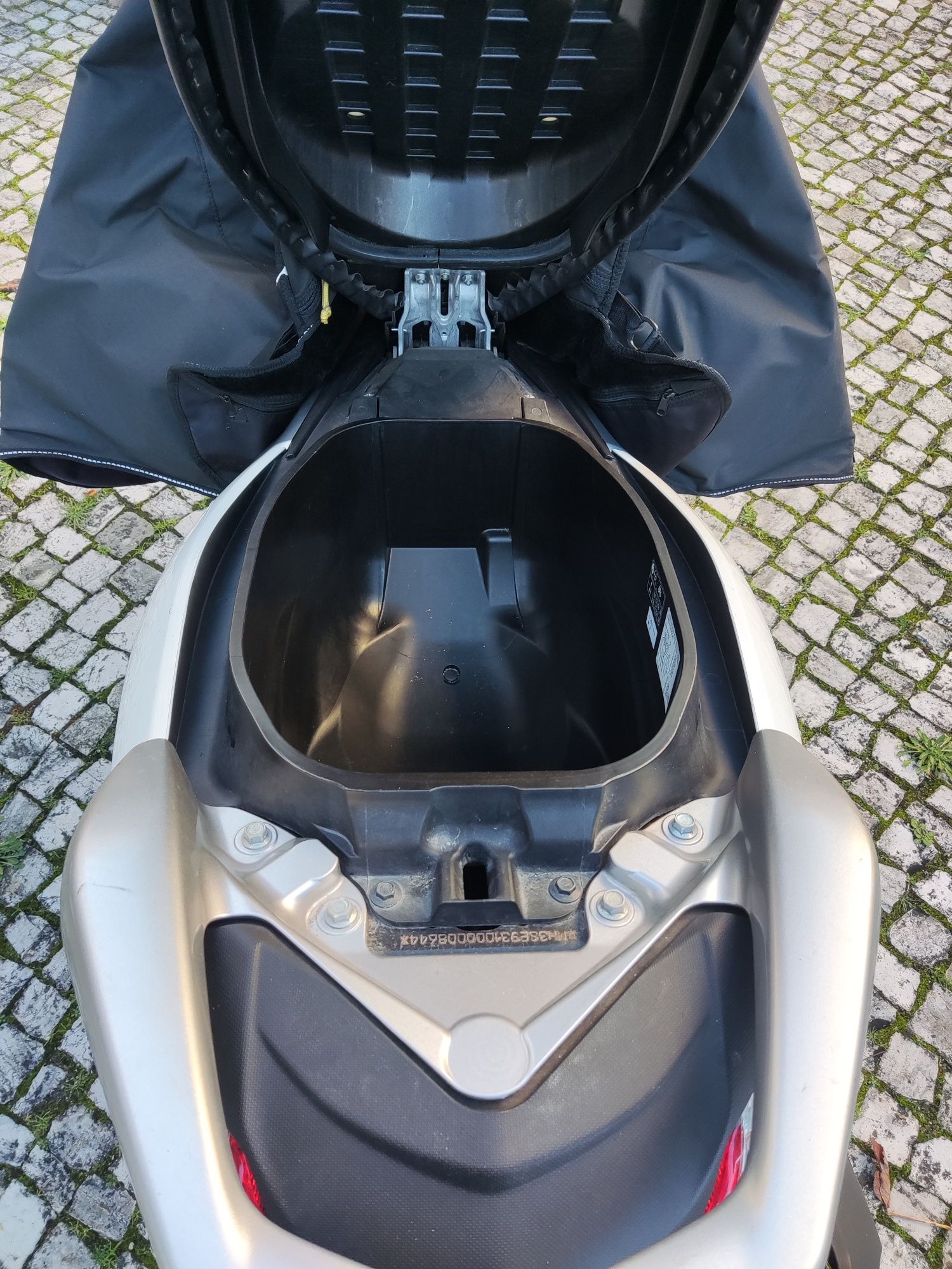 Yamaha nmax 125 - 14.500 KM