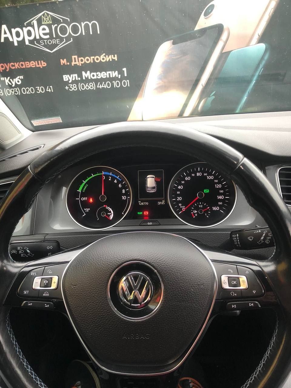 Volkswagen E-Golf Идеал