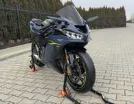 Спортивний мотоцикл кавасакі нінзя Kawasaki Ninja ZX6R 636 600 кубів