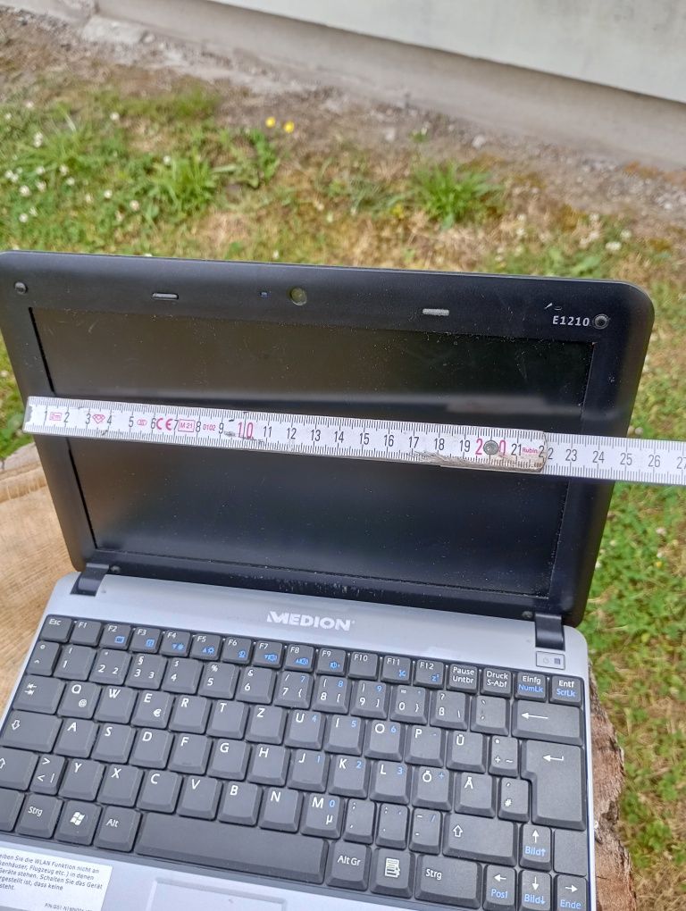 Laptop Medion plus ładowarka