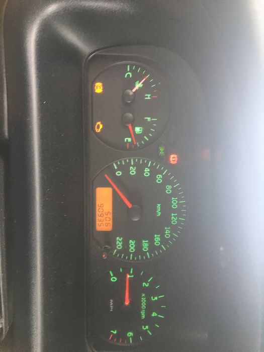 Чері Амулет 1.6 га-бензин