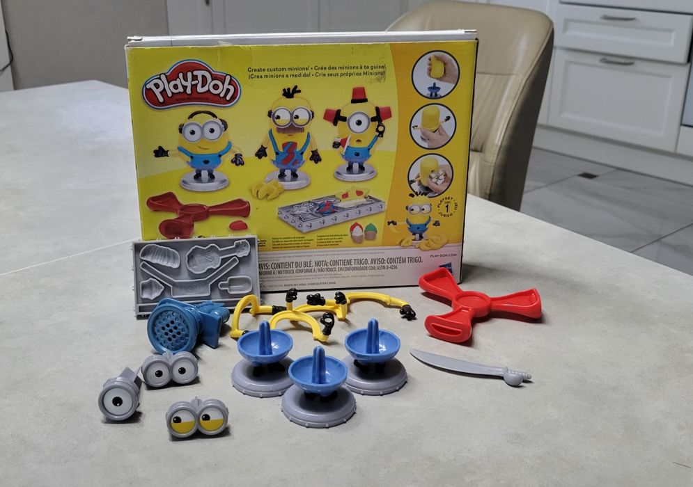 Гра Play Doh міньйони