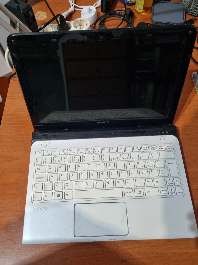 PC Sony Vaio antigo para peças