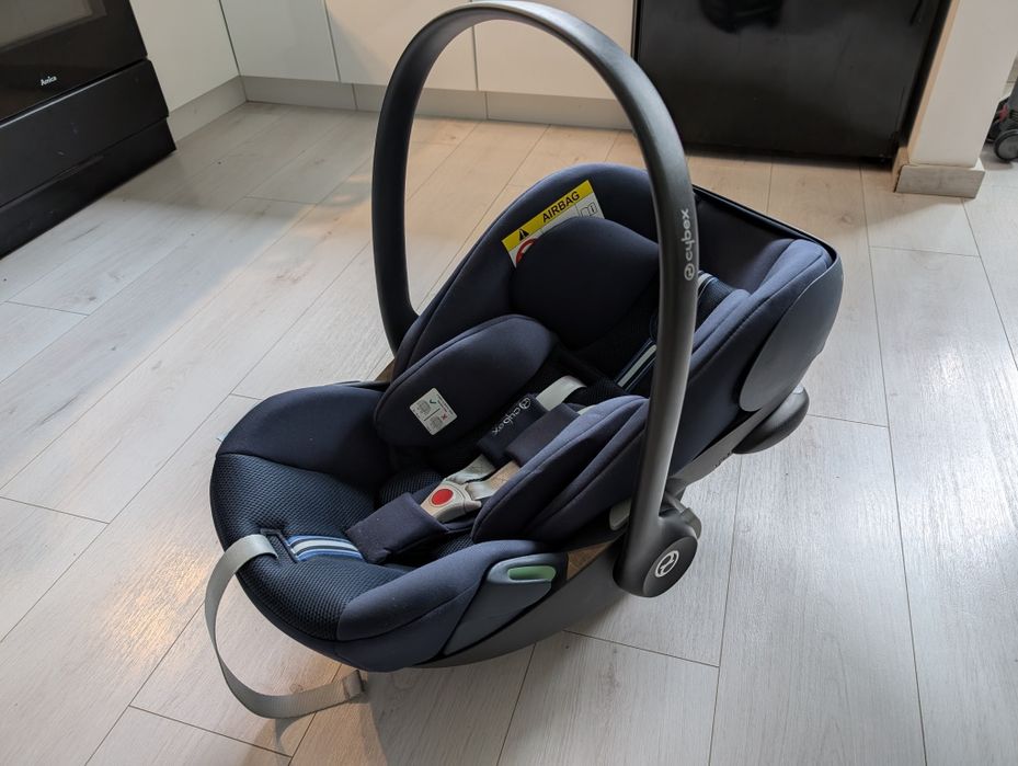 Fotelik samochodowy Cybex Cloud G + Plus stan bardzo dobry