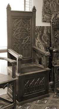 Tron fotel gotycki XIX wiek